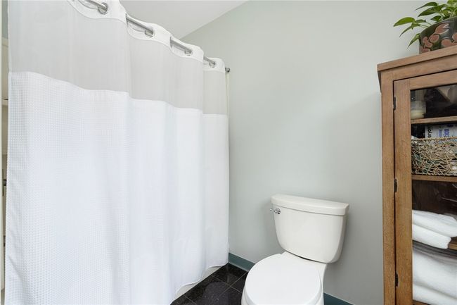 204 8 Th St, House other with 3 bedrooms, 2 bathrooms and 3 parking in Providence RI | Image 31