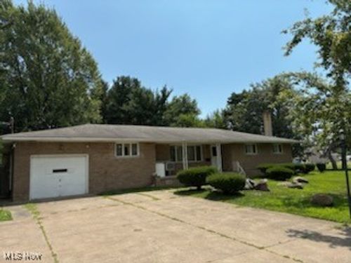 5514 Detroit Rd, Sheffield Village, OH, 44035-1442 | Card Image