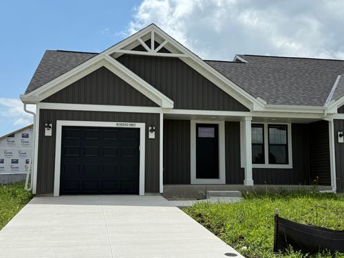 16221897 Poppy Rd, JACKSON, WI, 53037 | Card Image