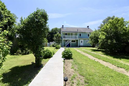 84 E Main St, Beacon, NY, 12508-3486 | Card Image