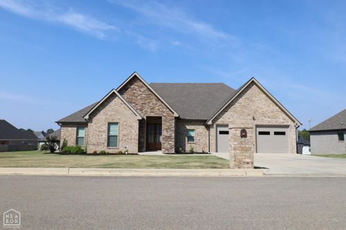 1402 S 30th St, Paragould, AR, 72450-5392 | Card Image