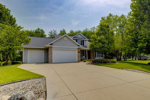 6276 Templeton Ter, Sun Prairie, WI, 53590-9583 | Card Image