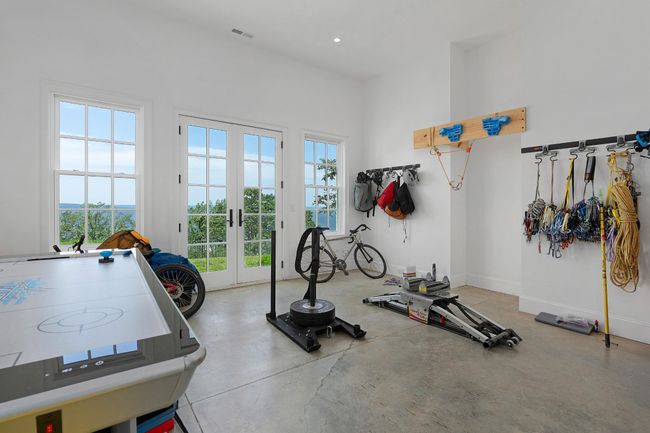802 W Brow Rd, Home with 7 bedrooms, 8 bathrooms and 4 parking in Lookout Mountain TN | Image 82