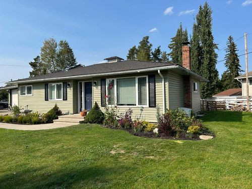 30 Sandy Dr, Whitecourt, AB, T7S1G9 | Card Image