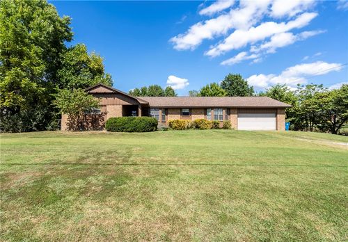 1298 E Main St, Gentry, AR, 72734-8212 | Card Image