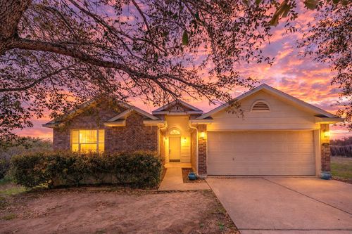 223 Martin Crossing Dr, Cedar Creek, TX, 78612-3782 | Card Image