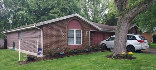 16 Milton Potsdam Rd, West Milton, OH, 45383-1734 | Card Image