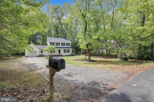 583 Norwich Dr, Ruther Glen, VA, 22546-1101 | Card Image