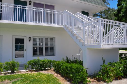 1n-2800 Indian River Blvd, Vero Beach, FL, 32960-7211 | Card Image