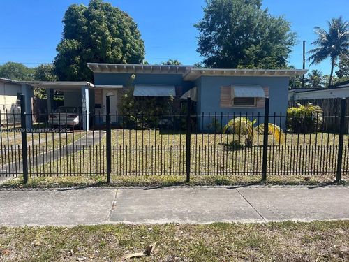10801 Nw 2nd Ct, Miami, FL, 33168-3203 | Card Image
