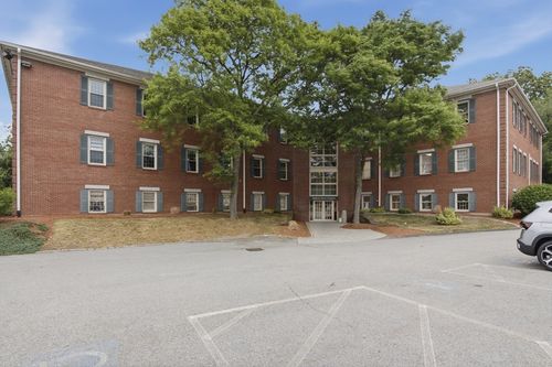 303306-3 Baldwin Green Cmn, Woburn, MA, 01801 | Card Image