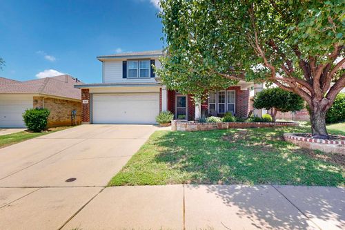 848 Ridge Point Dr, Grand Prairie, TX, 75052-1414 | Card Image