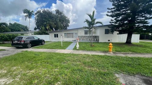 1251 Little River Dr, Miami, FL, 33147-3276 | Card Image