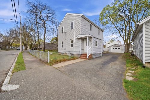 19 Lebanon St, Quincy, MA, 02169-5827 | Card Image