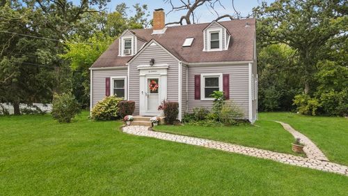 236 Oakwood Dr, Wood Dale, IL, 60191-1954 | Card Image