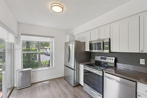 apt-6-3239 Nw 44th St, Oakland Park, FL, 33309-4280 | Card Image