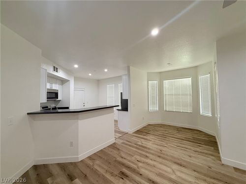 1154-9975 Peace Way, Las Vegas, NV, 89147-8439 | Card Image