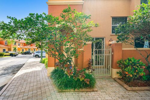 2606-2280 Anchor Ct, Fort Lauderdale, FL, 33312-5252 | Card Image