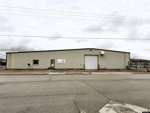 1512 E Murray St, Rawlins, WY, 82301-4519 | Card Image
