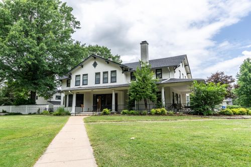 1825 Lincoln Blvd, Miami, OK, 74354-3920 | Card Image