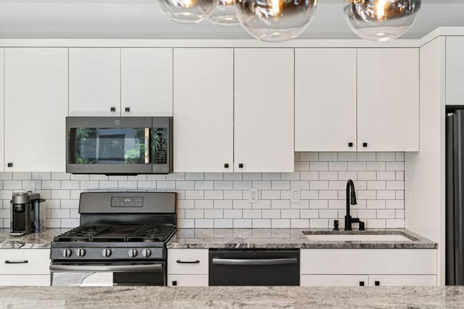 UNIT-211 - 3104 W Lake St, Condo with 2 bedrooms, 2 bathrooms and null parking in Minneapolis MN | Image 8
