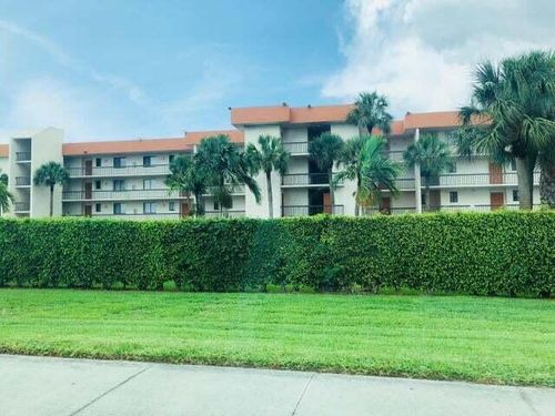 106-5981 Vía Vermilya, Lake Worth, FL, 33462 | Card Image
