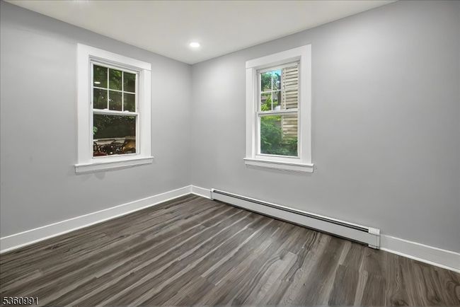 27 Berkeley Pl, Home with 7 bedrooms, 3 bathrooms and null parking in Bloomfield NJ | Image 24