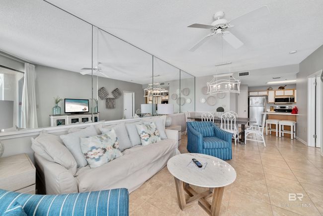 Living Room | Image 18