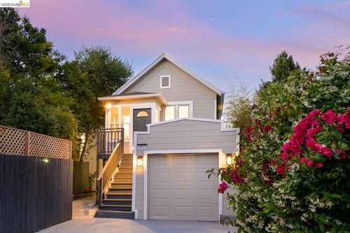 1812 Woolsey St, Berkeley, CA, 94703-2427 | Card Image