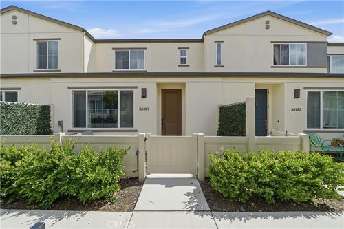 35161 Grove Trl, Fallbrook, CA, 92028-6547 | Card Image