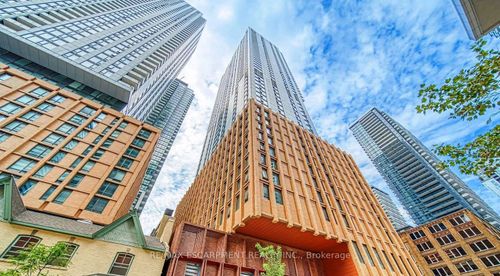 {{alt}} | Card Image