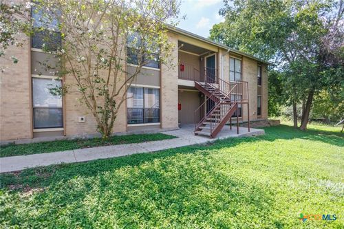 229 Craddock Ave, San Marcos, TX, 78666-3087 | Card Image