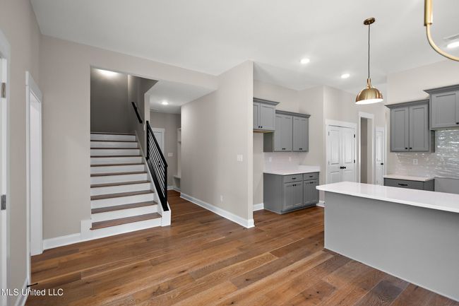 Hackberry | Image 11