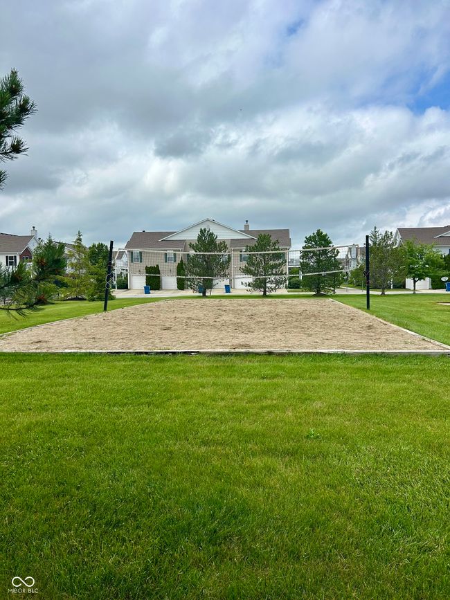 view of courtyard with walking paths | Image 13