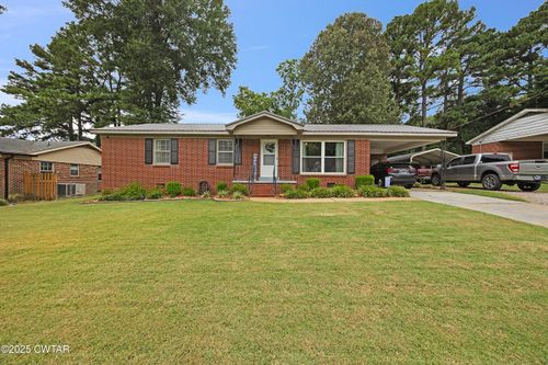 715 Hillside Dr, Humboldt, TN, 38343-2716 | Card Image