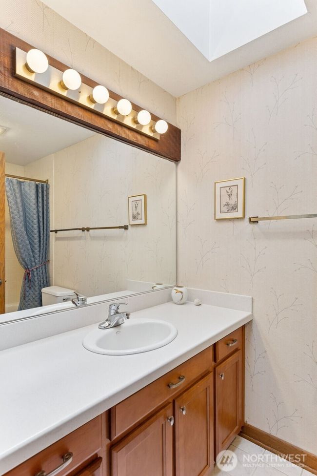 5019 E Mercer Way, House other with 4 bedrooms, 3 bathrooms and 2 parking in Mercer Island WA | Image 17