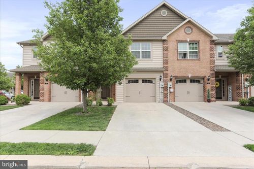 20 Delano Dr, CHAMBERSBURG, PA, 17201-8608 | Card Image