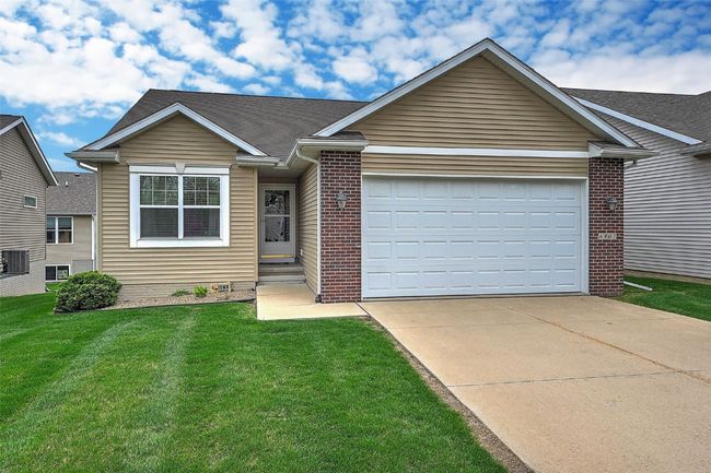 6807 Waterview Dr, Condo with 2 bedrooms, 3 bathrooms and null parking in Cedar Rapids IA | Image 24