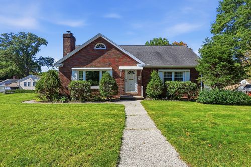 16 Holly Ct, Springfield, MA, 01151 | Card Image