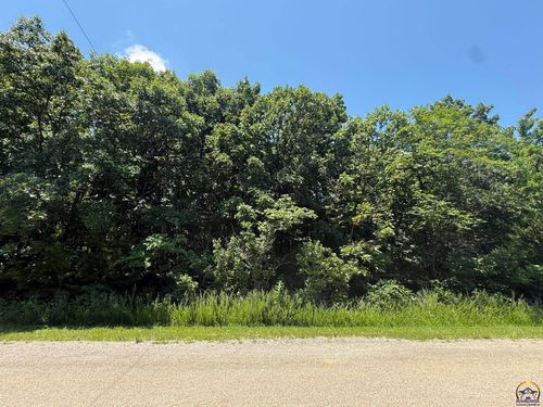 6787 & 6791 Lake Ridge Pkwy, Ozawkie, KS, 66070 | Card Image
