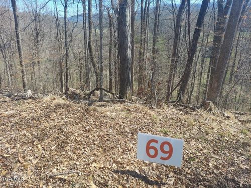 69 Golf Course Rd, Unicoi, TN, 37692 | Card Image
