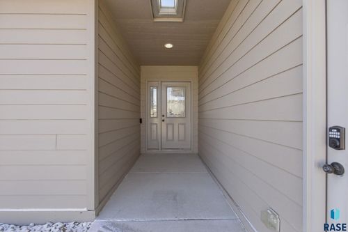 4505 E Kearney Pl, Sioux Falls, SD, 57110-4605 | Card Image