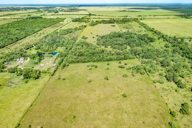 000 N Fm 1724 Rd, Home with 0 bedrooms, 0 bathrooms and null parking in Hankamer TX | Image 20