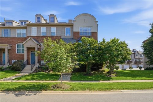 1644 Station Park Dr, Grayslake, IL, 60030-2720 | Card Image