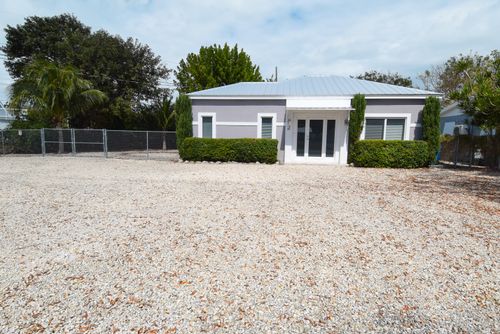 2 Abaco Rd, Key Largo, FL, 33037-5002 | Card Image
