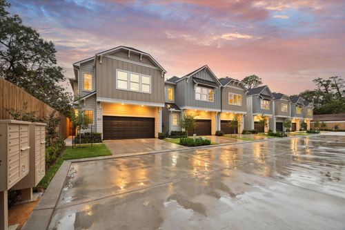 806 Dawn Rd, Houston, TX, 77067-3001 | Card Image