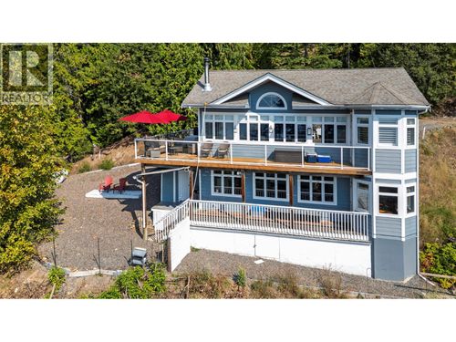 7660 Lichen Rd, Anglemont, BC, V0E1M8 | Card Image