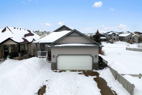 362 Pacific Cres, Fort Mcmurray, AB, T9K0G5 | Card Image