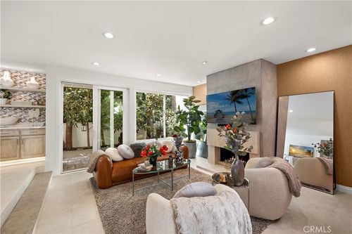 23 Canyon Crest Dr, Corona Del Mar, CA, 92625-1142 | Card Image