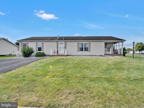 2 Bedrock Ln, ANNVILLE, PA, 17003-1856 | Card Image